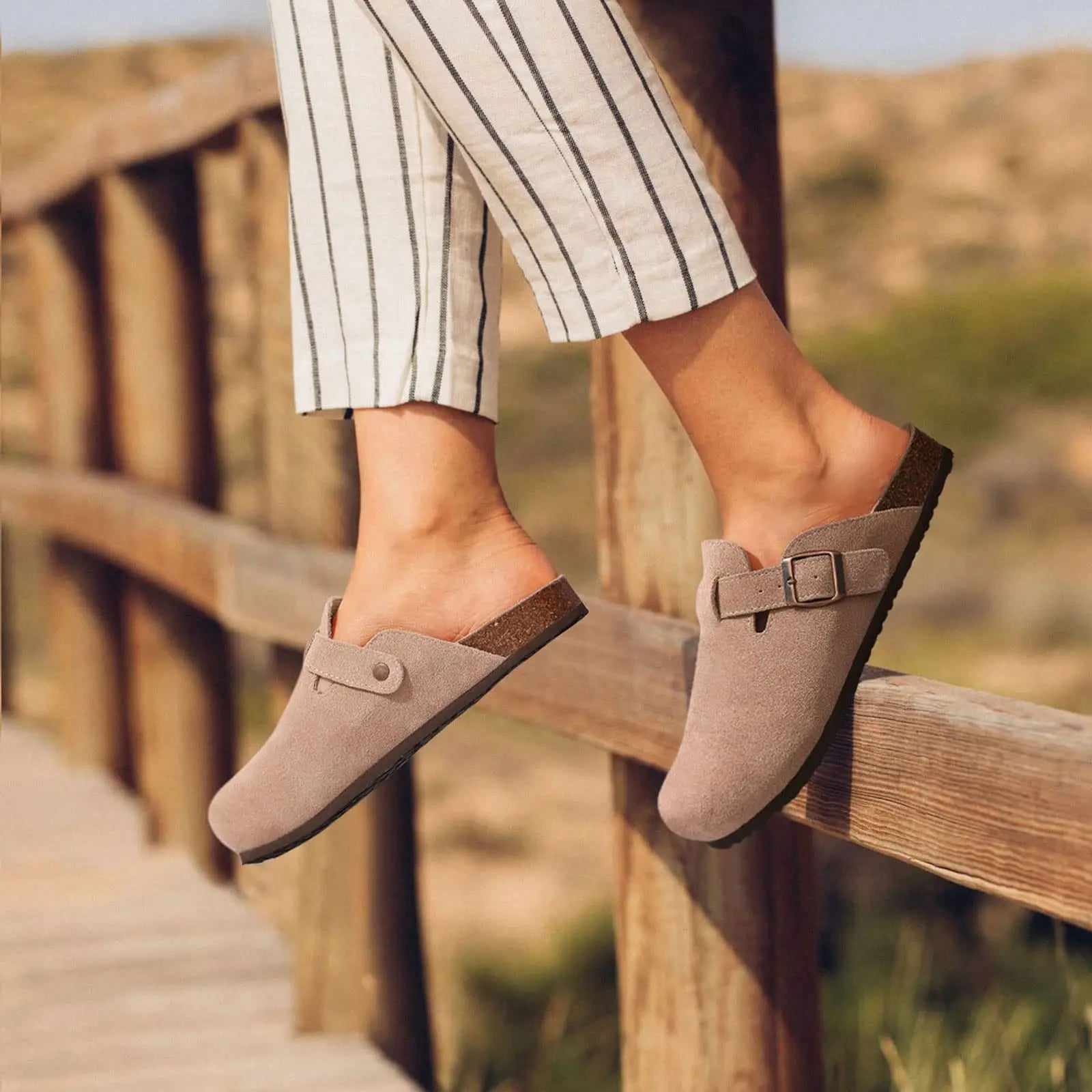 Fashion Clogs Slippers for Women Classic Suede Men Mules Cork Footbed Leather Potato Shoes with Arch Support Beach Slide